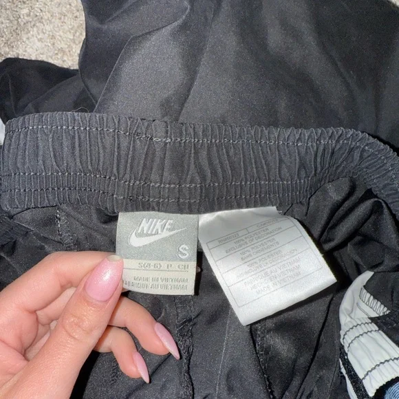 Nike Black and White Athletic Shorts - Picture 4 of 4